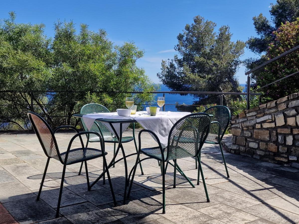 Appartamento In Villa Mimosa Cervo Exterior photo